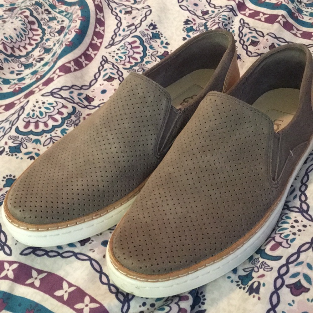 UGG Adley